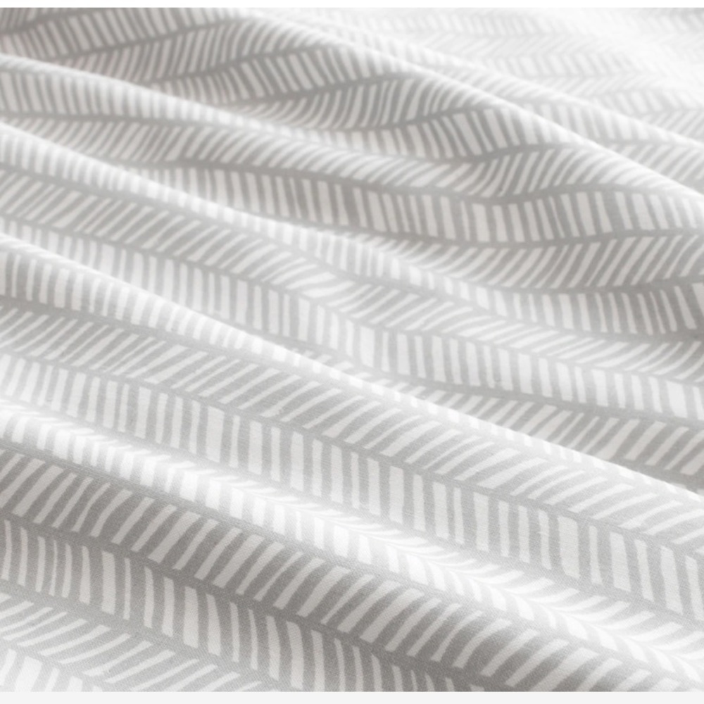 IKEA KLÄMMIG Crib Bed Sheets (Grey)